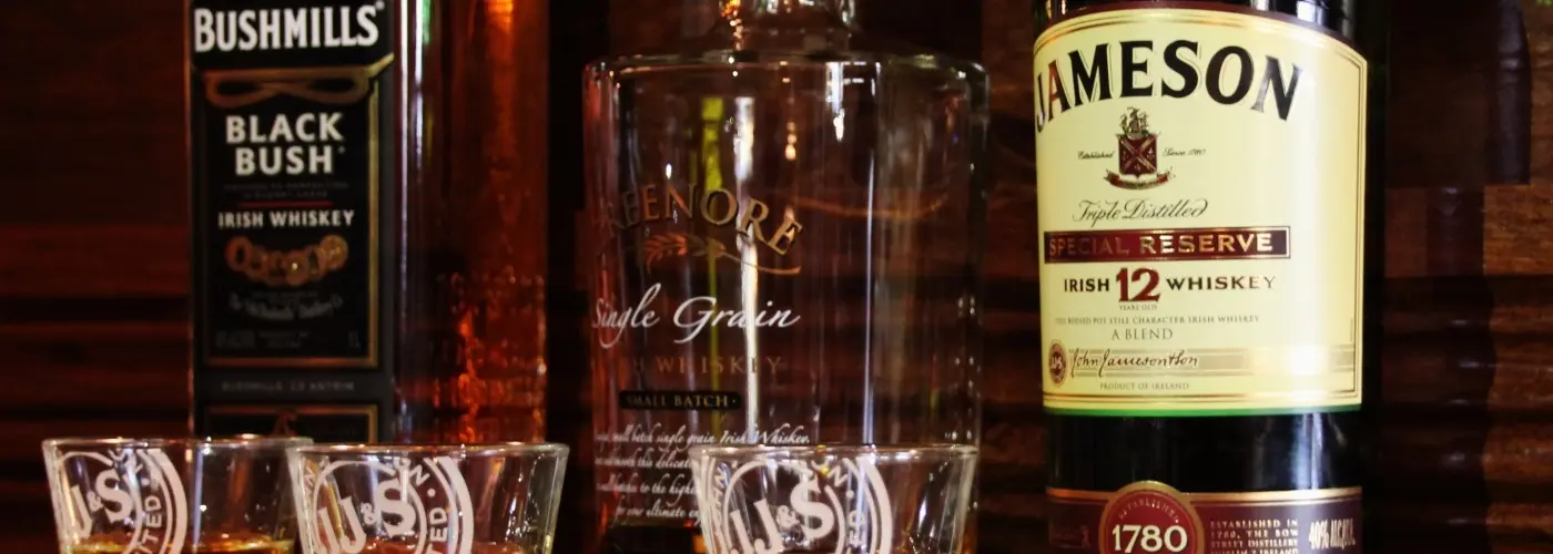 Flight of three Irish whiskeys at The Irishmen pub in Everett, WA